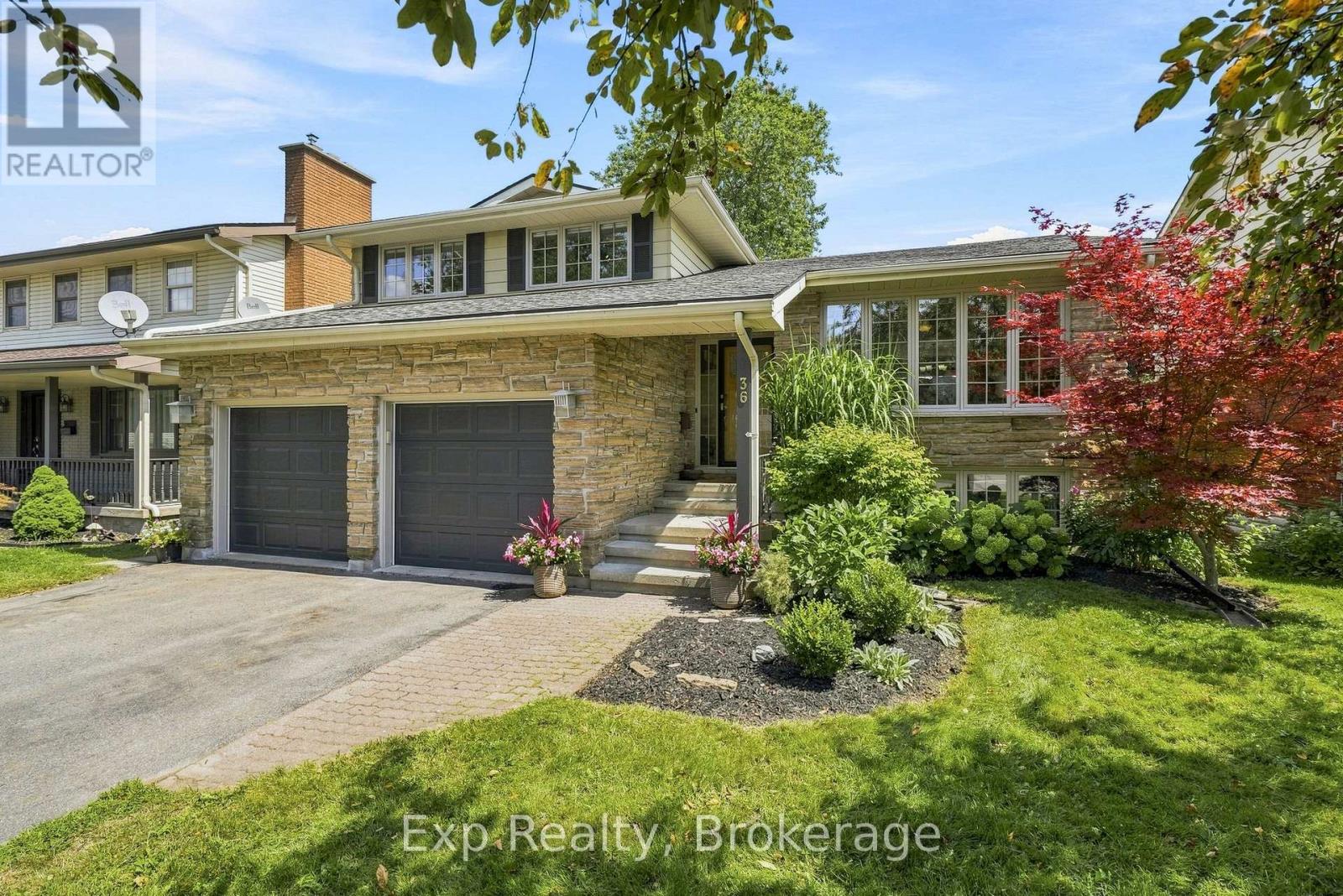 36 KENSINGTON CRESCENT - Image 3