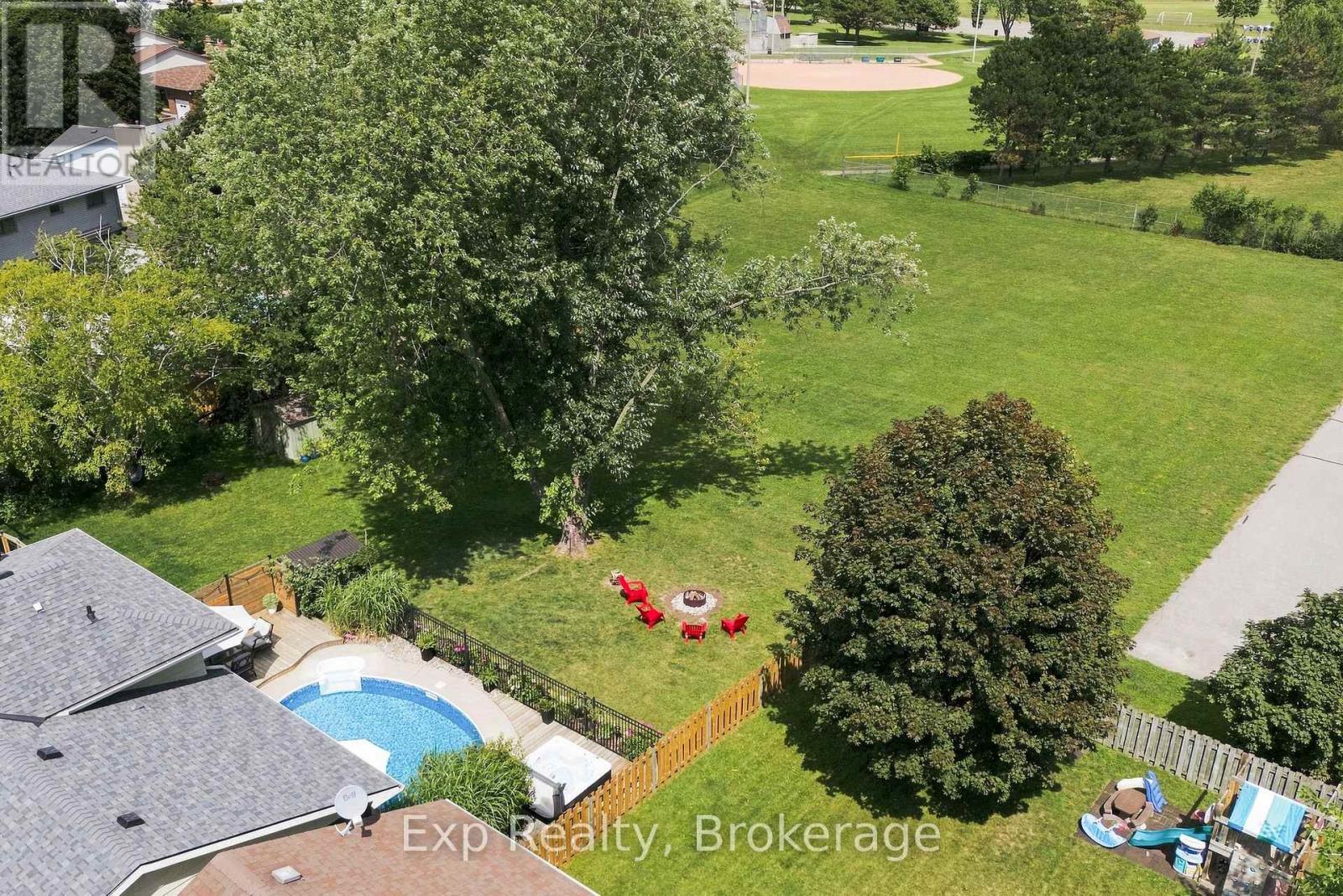 36 KENSINGTON CRESCENT - Image 37
