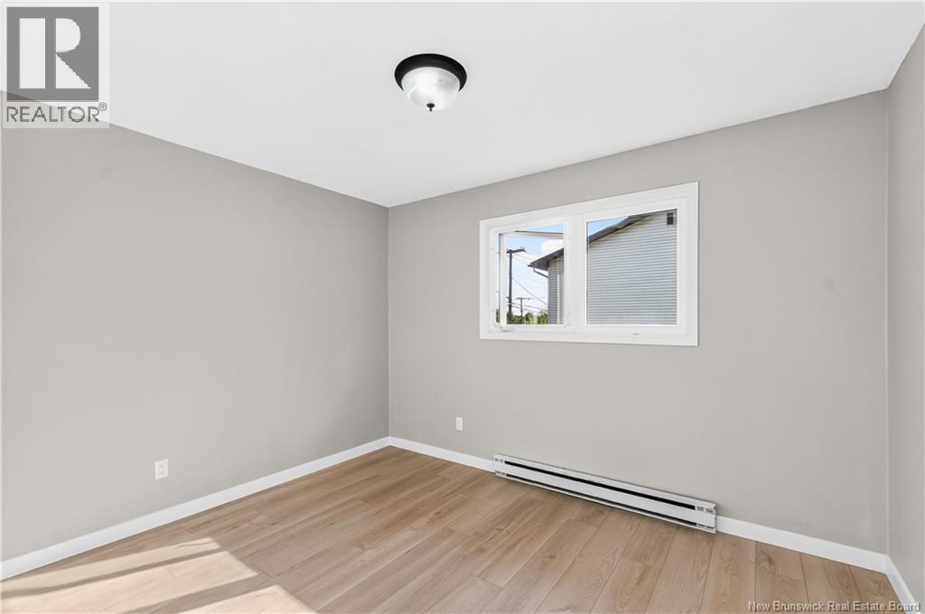 20 Connaught Avenue - 11