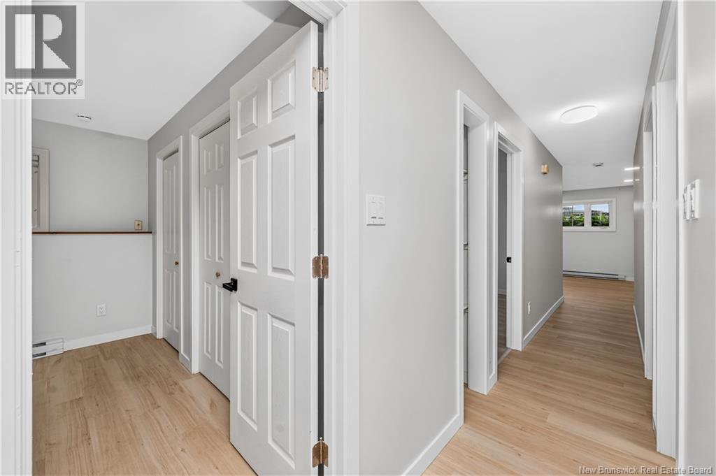 20 Connaught Avenue - 38