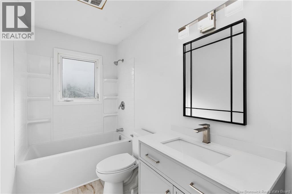 20 Connaught Avenue - Image 16