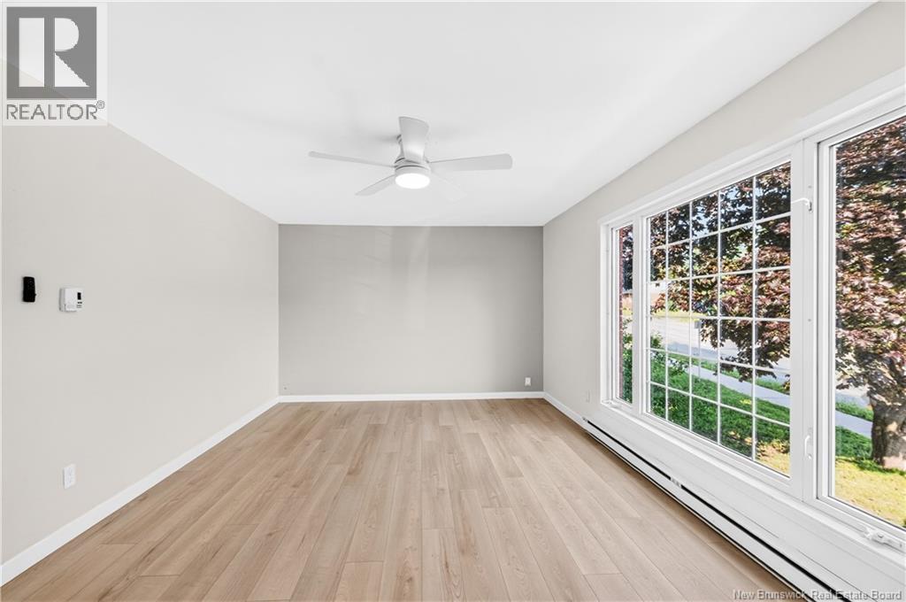 20 Connaught Avenue - Image 8