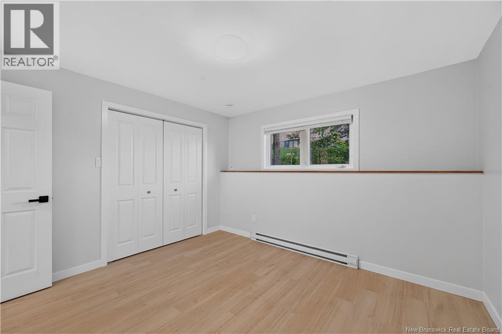 20 Connaught Avenue - Image 30