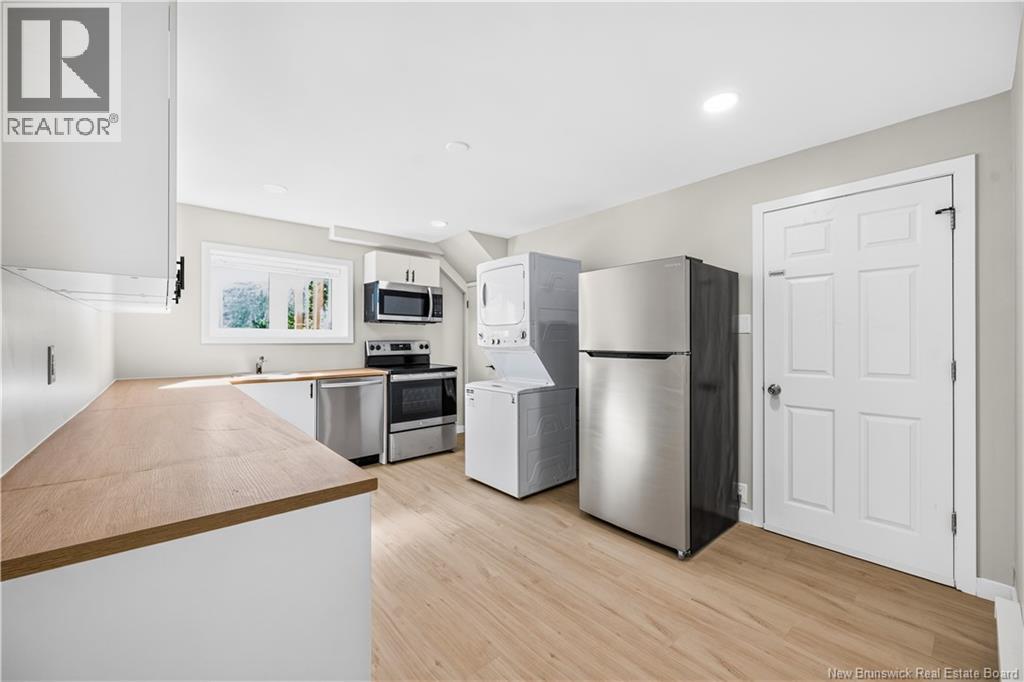 20 Connaught Avenue - 33