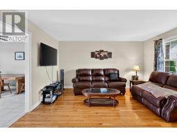 10 Ledum Place thumbnail 5