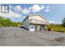 11 Jones Road thumbnail 16