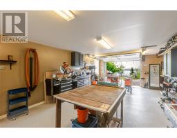 11 Jones Road thumbnail 43