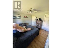 32 Wyatt Boulevard thumbnail 7