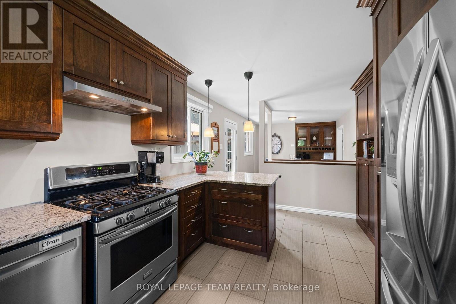 27 BALLANTRAE WAY - 13