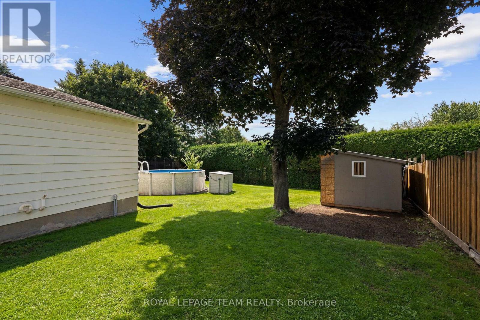27 BALLANTRAE WAY - 31