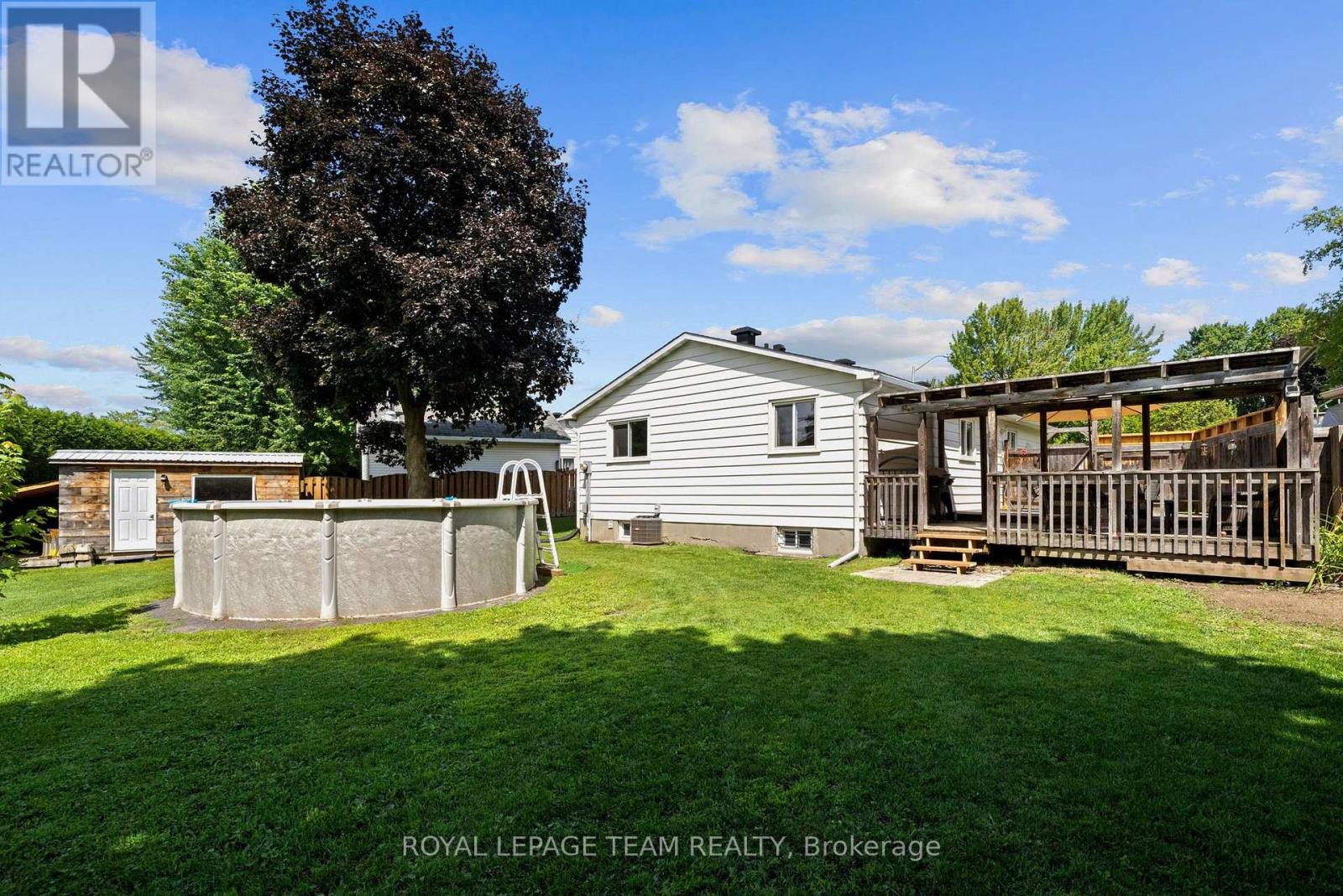 27 BALLANTRAE WAY - 36