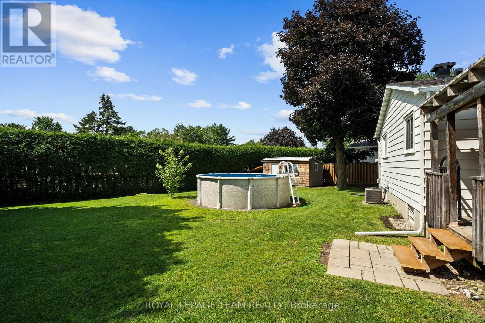 27 BALLANTRAE WAY - 37