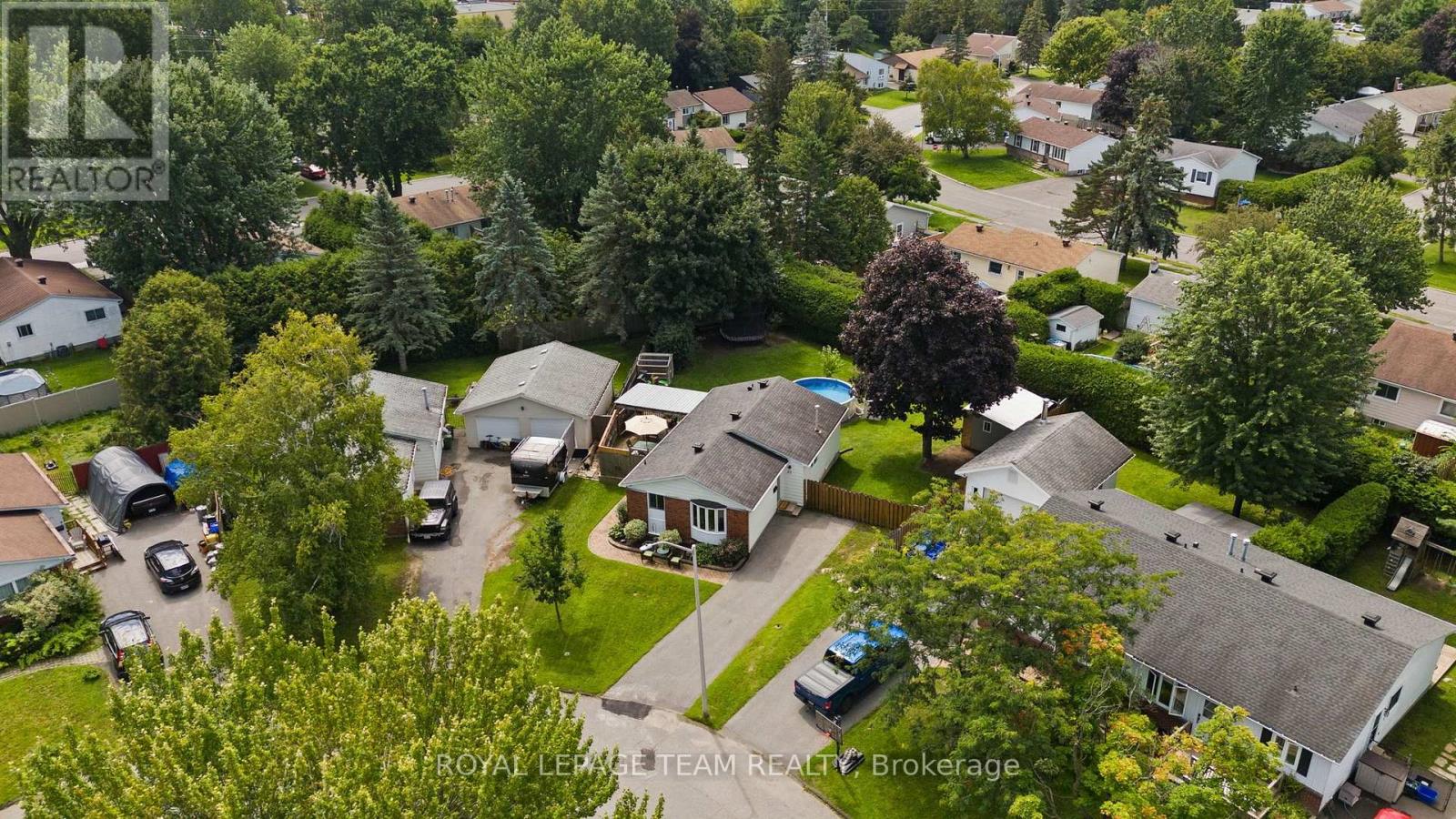 27 BALLANTRAE WAY - 4