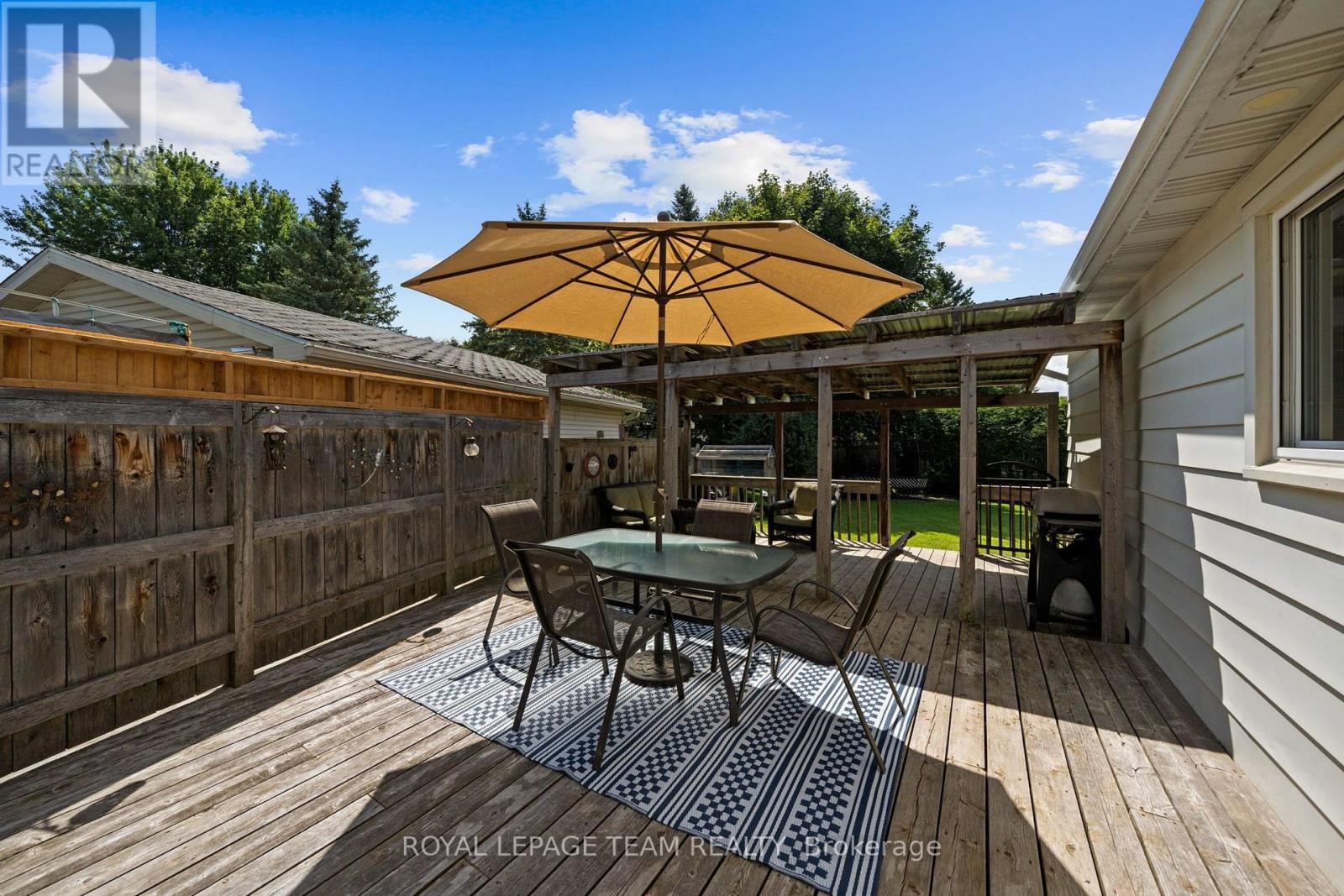 27 BALLANTRAE WAY - 41