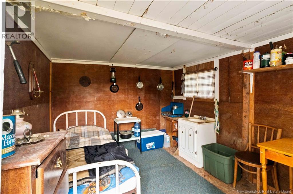 1156 Benton Road - Image 34