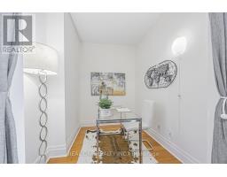 214 - 111 Upper Duke Crescent, Markham, ON L6G0C8 Photo 10
