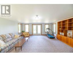 1889 South Horn Lake Road, Magnetawan, ON P0A1P0 Photo 18