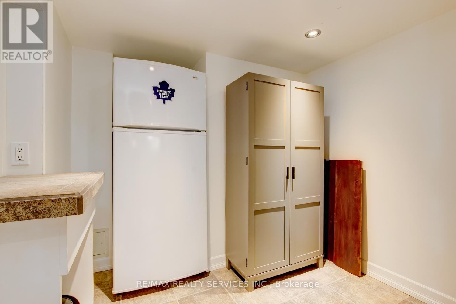 35 HARDGATE CRESCENT - Image 41