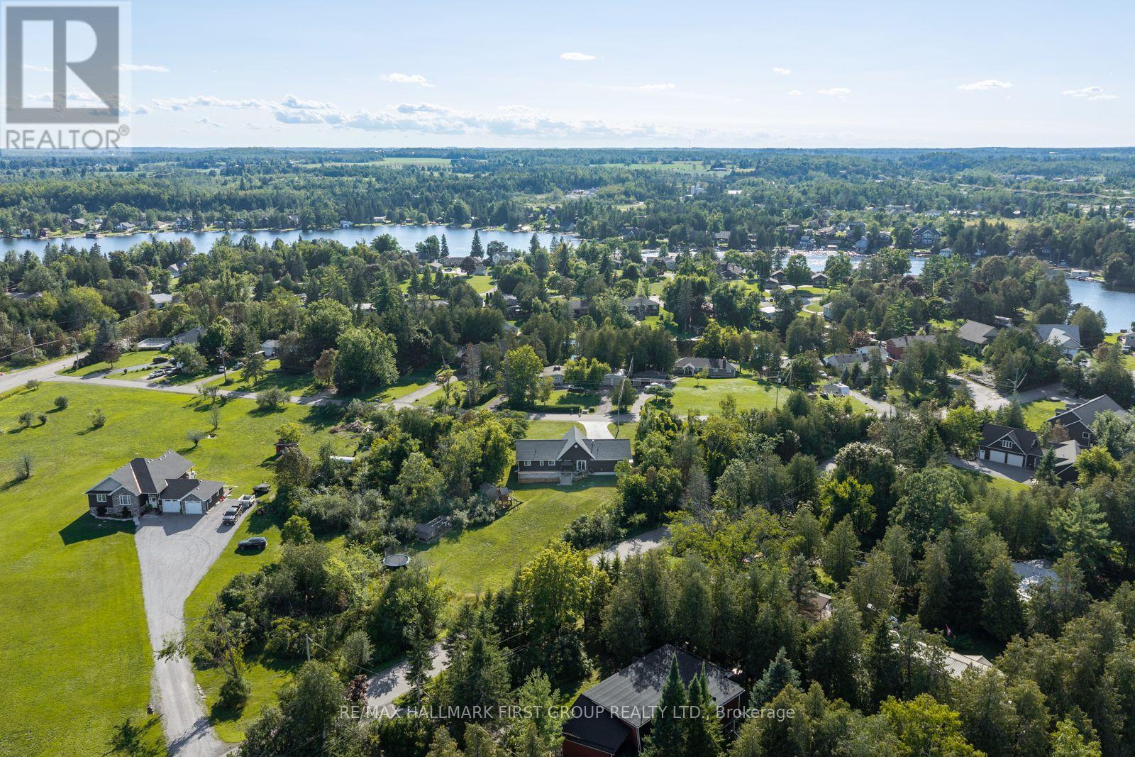 20 LAGOON DRIVE - Image 44