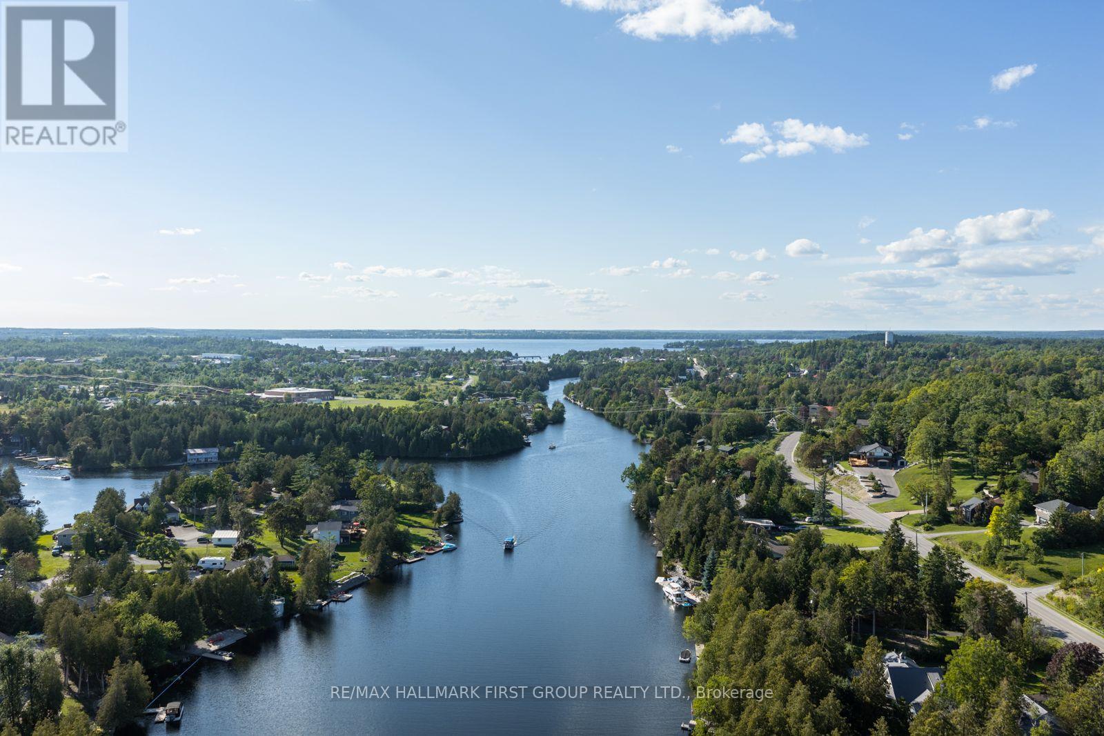 20 LAGOON DRIVE - 45