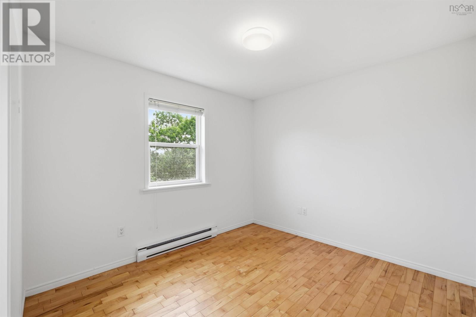 Property 23 of 48 of 187 James Street
