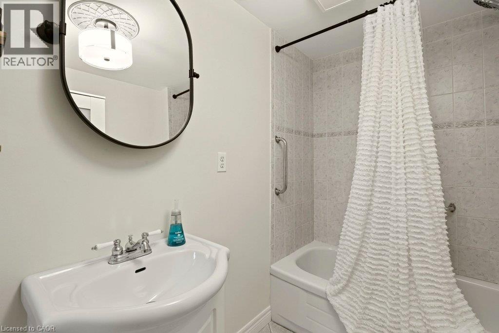 780 GARTH Street - 36
