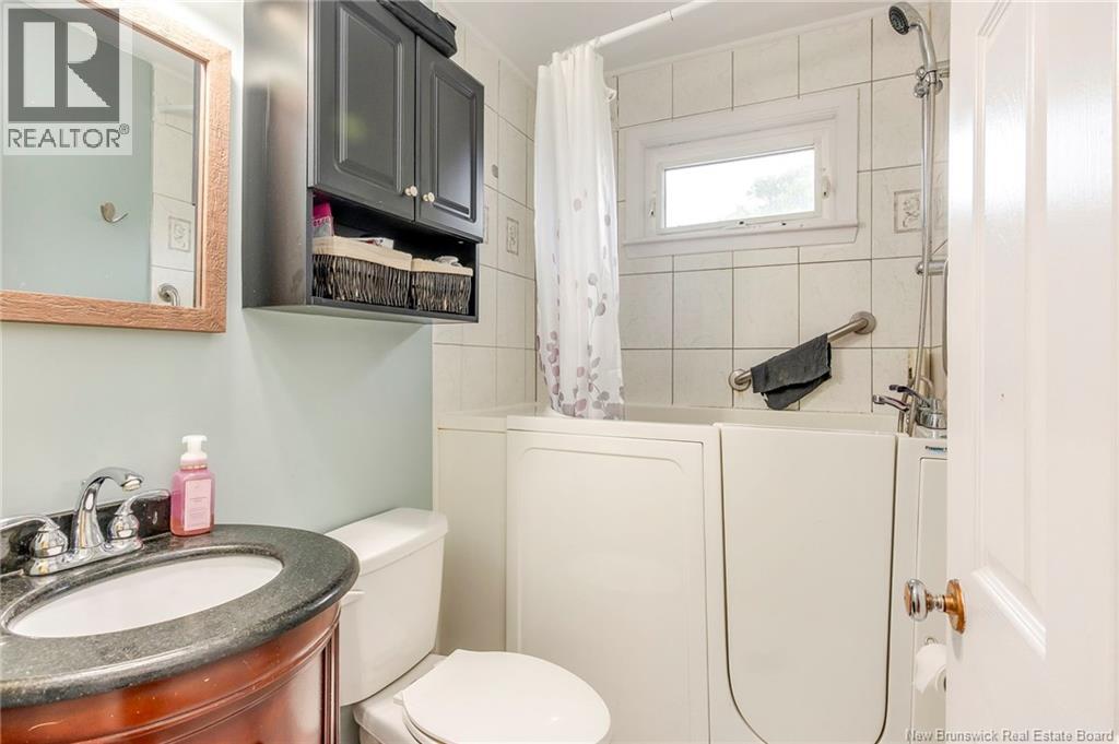 490 Lancaster Avenue - Image 21