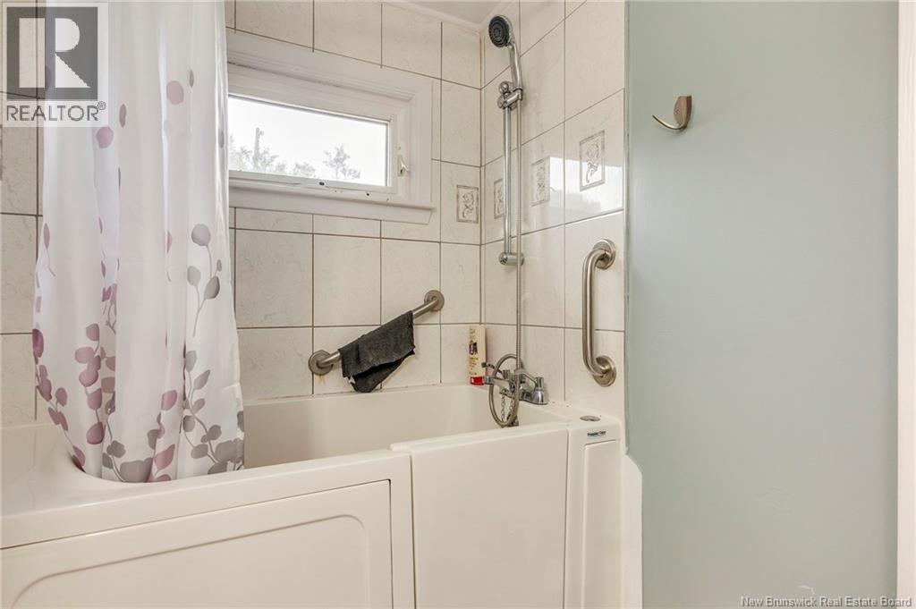490 Lancaster Avenue - 23