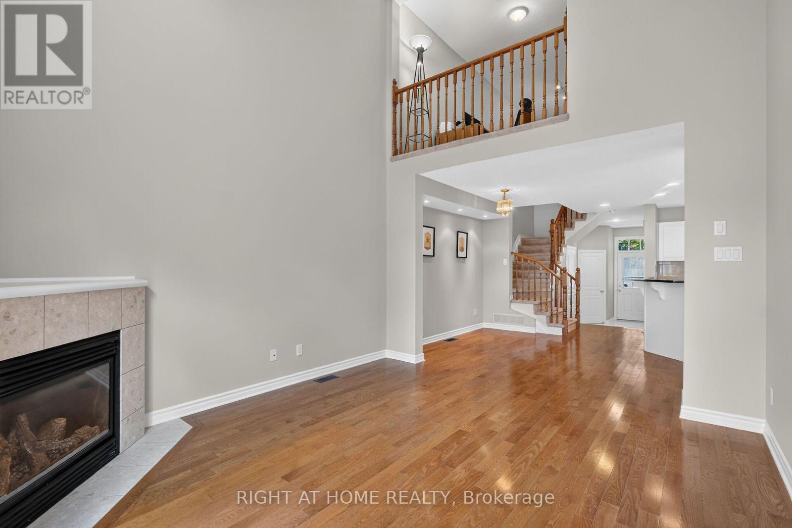 2 Bed, 3 Bath House for Sale in Ottawa – 2022 MELETTE CRESCENT, Ottawa – MLS# X13685912 - Image 10