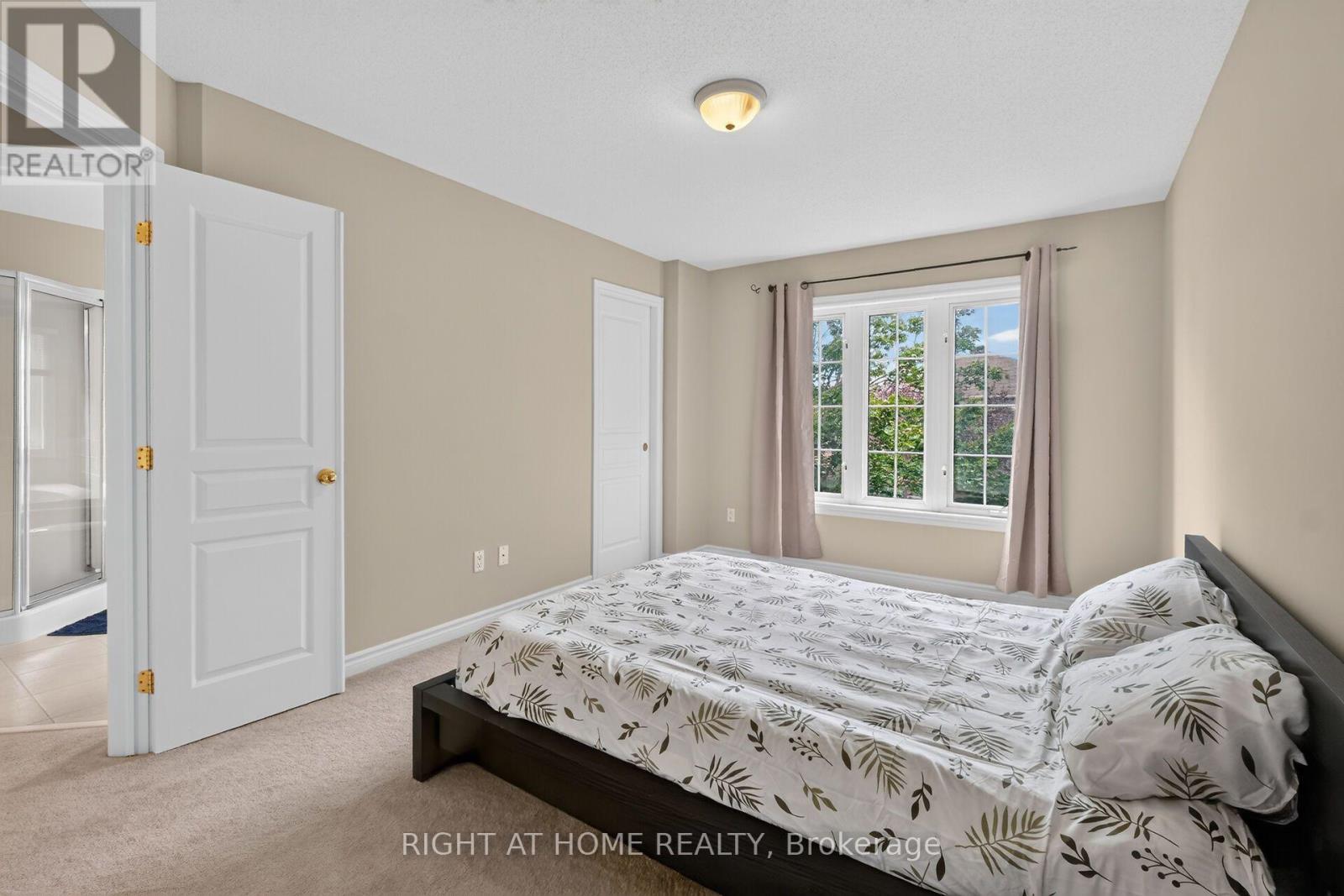 2 Bed, 3 Bath House for Sale in Ottawa – 2022 MELETTE CRESCENT, Ottawa – MLS# X13685912 - Image 24