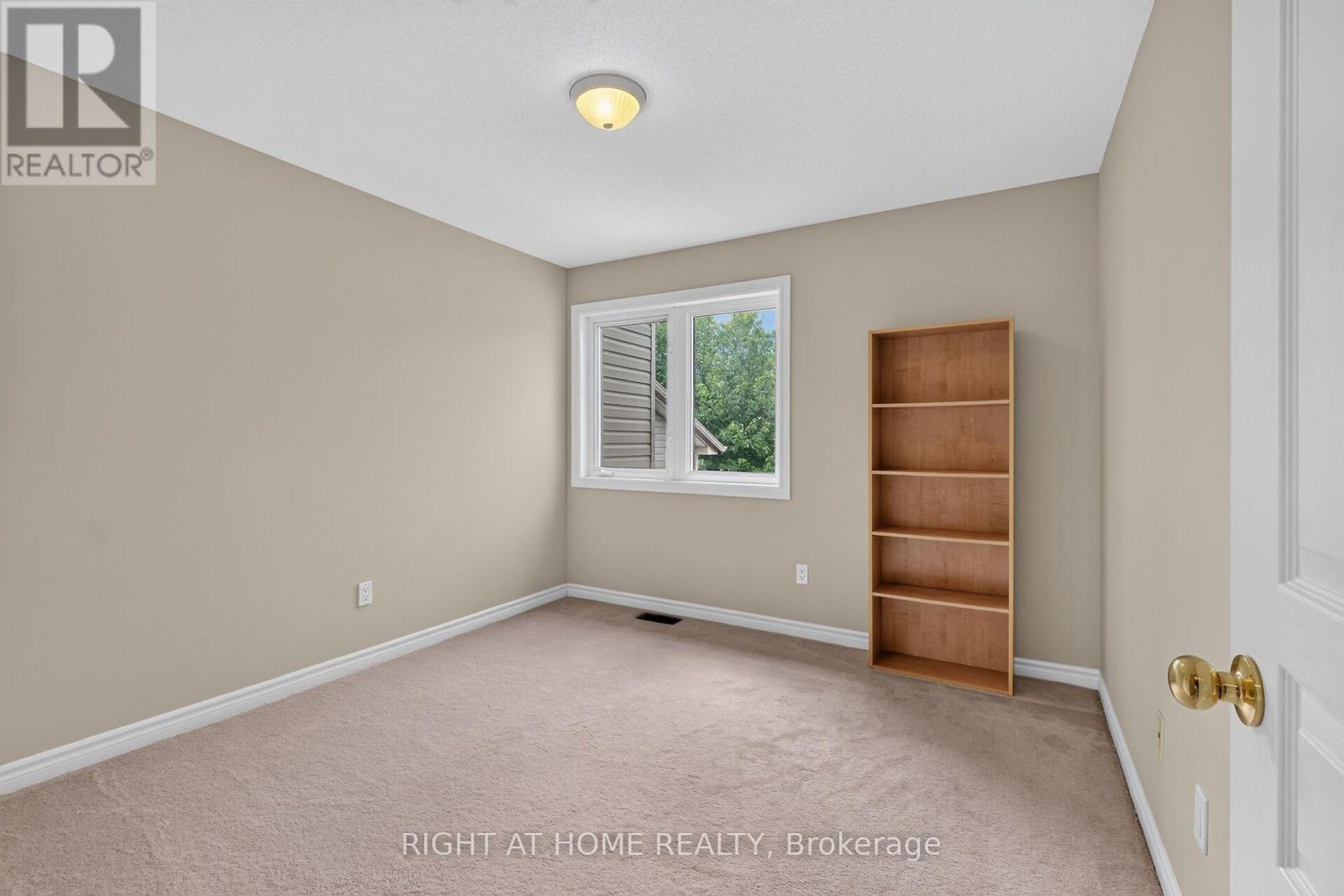 2 Bed, 3 Bath House for Sale in Ottawa – 2022 MELETTE CRESCENT, Ottawa – MLS# X13685912 - Image 29