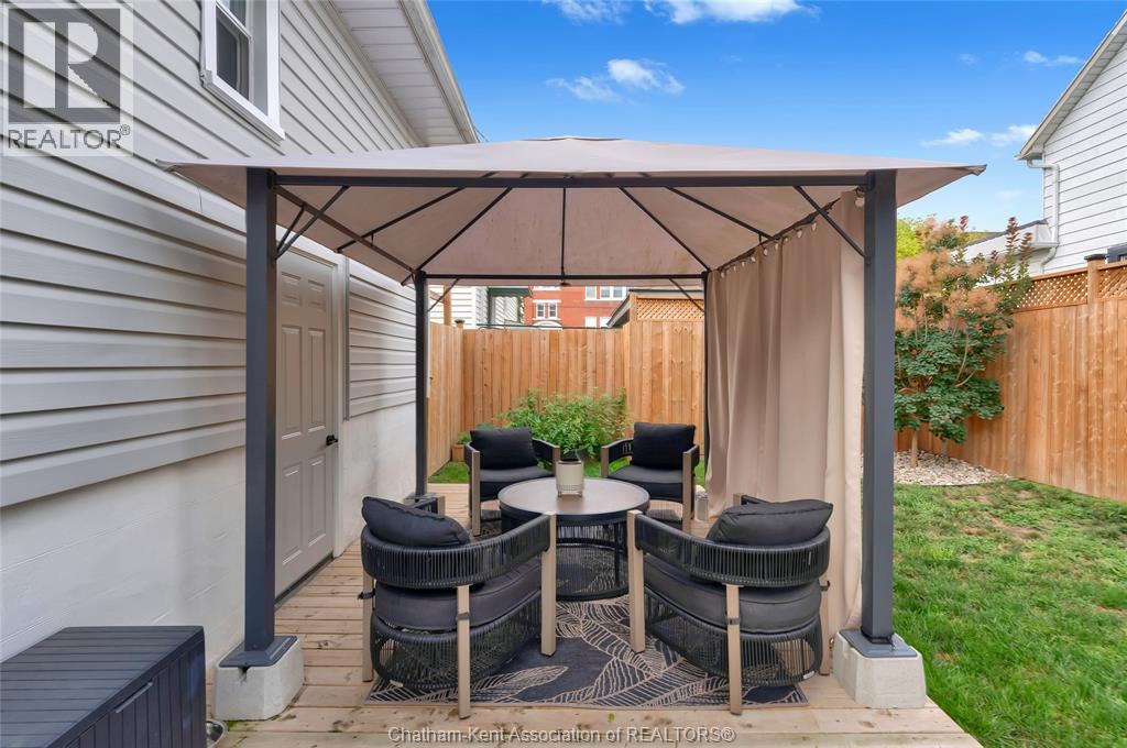 71 Forest STREET - Image 34