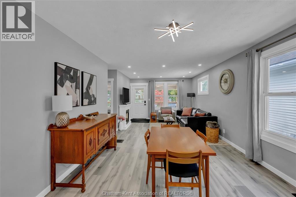 71 Forest STREET - Image 9