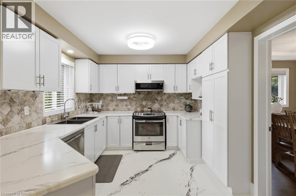 196 HARWOOD Road - Image 10