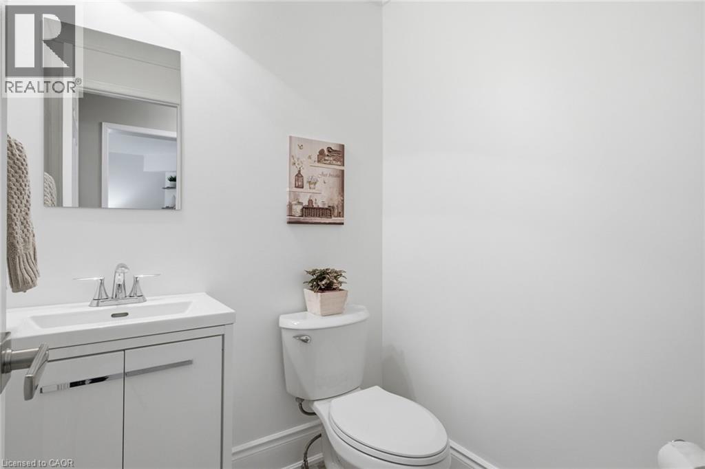 196 HARWOOD Road - Image 18