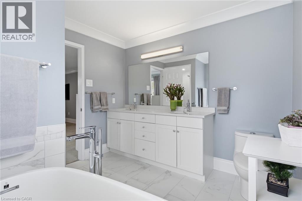 196 HARWOOD Road - Image 25
