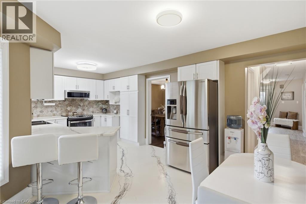 196 HARWOOD Road - Image 12