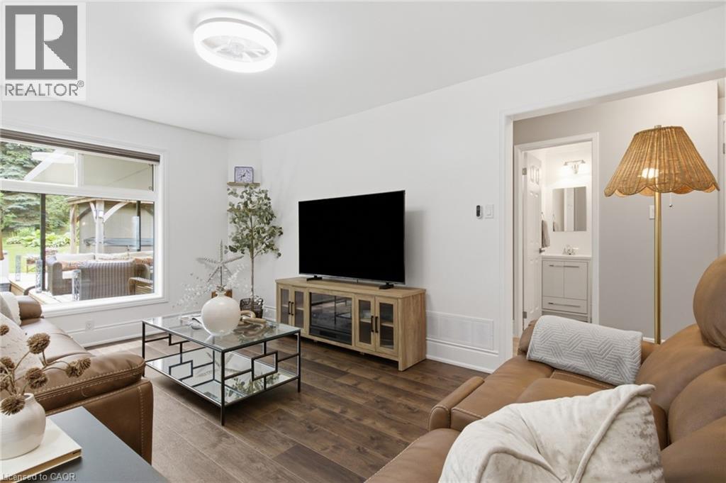 196 HARWOOD Road - Image 15
