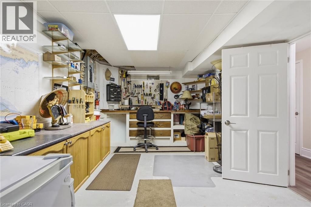 196 HARWOOD Road - Image 39