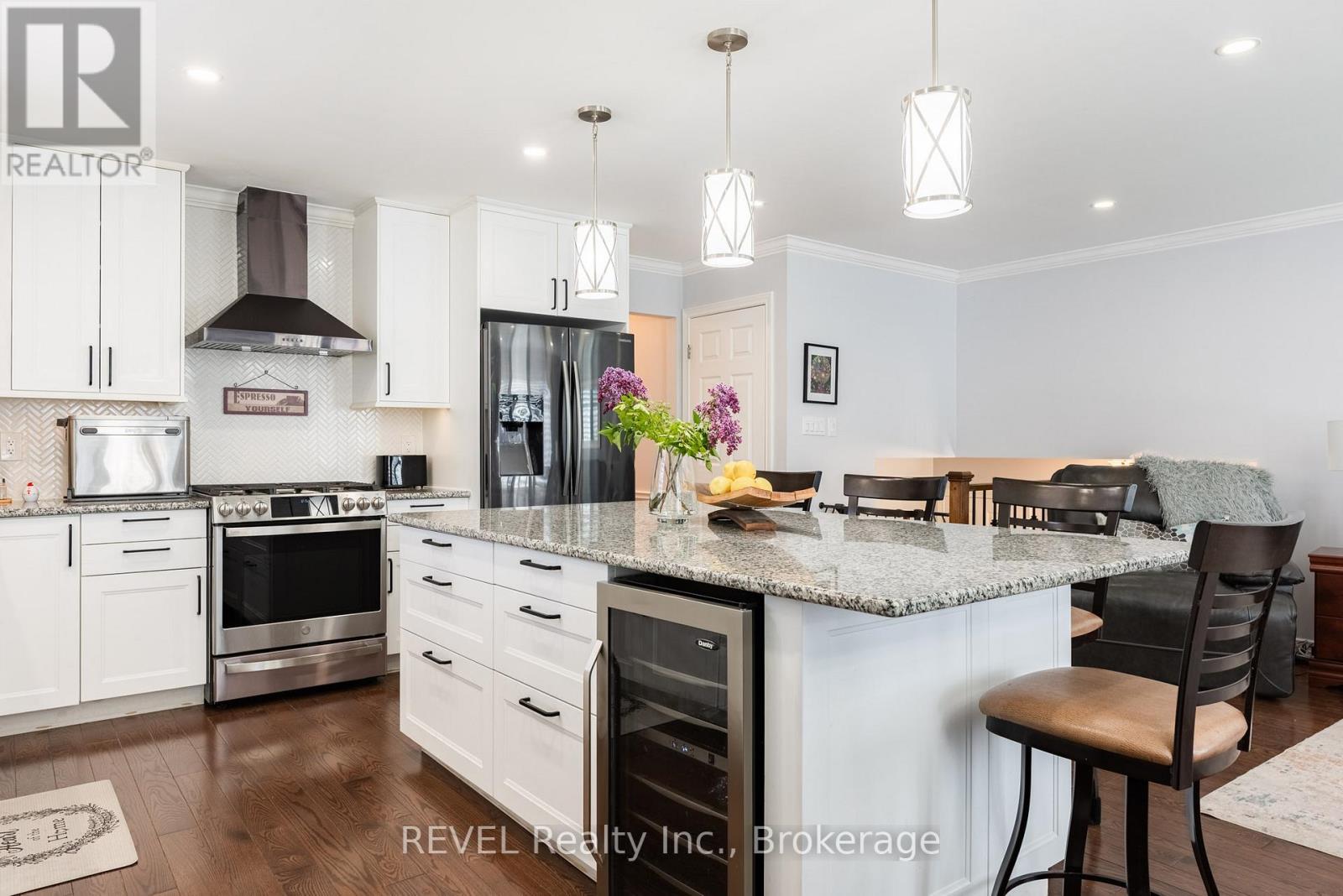 9 AMBERWOOD COURT - 2
