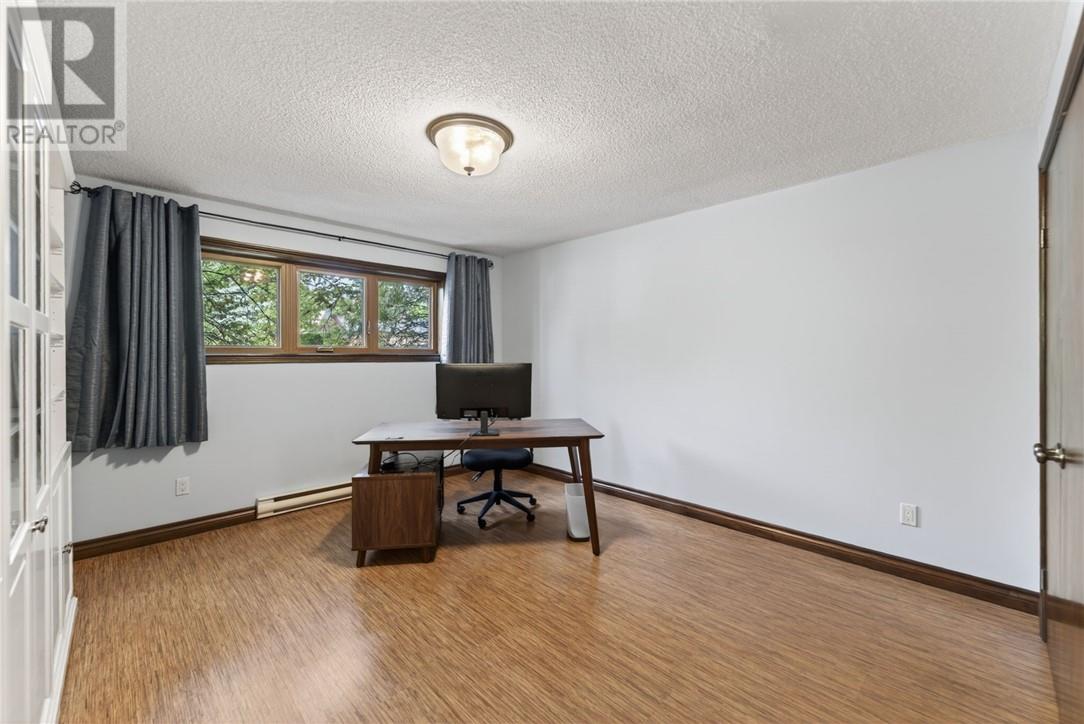310 Moonrock Avenue - Image 34