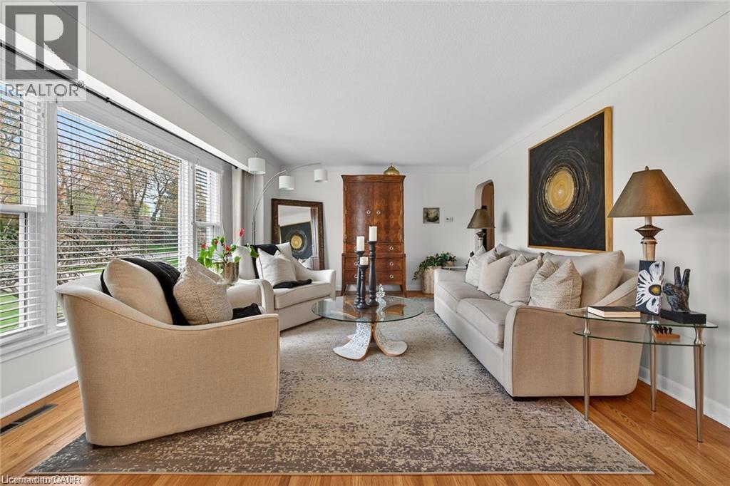 7 CORAL Drive - Image 12