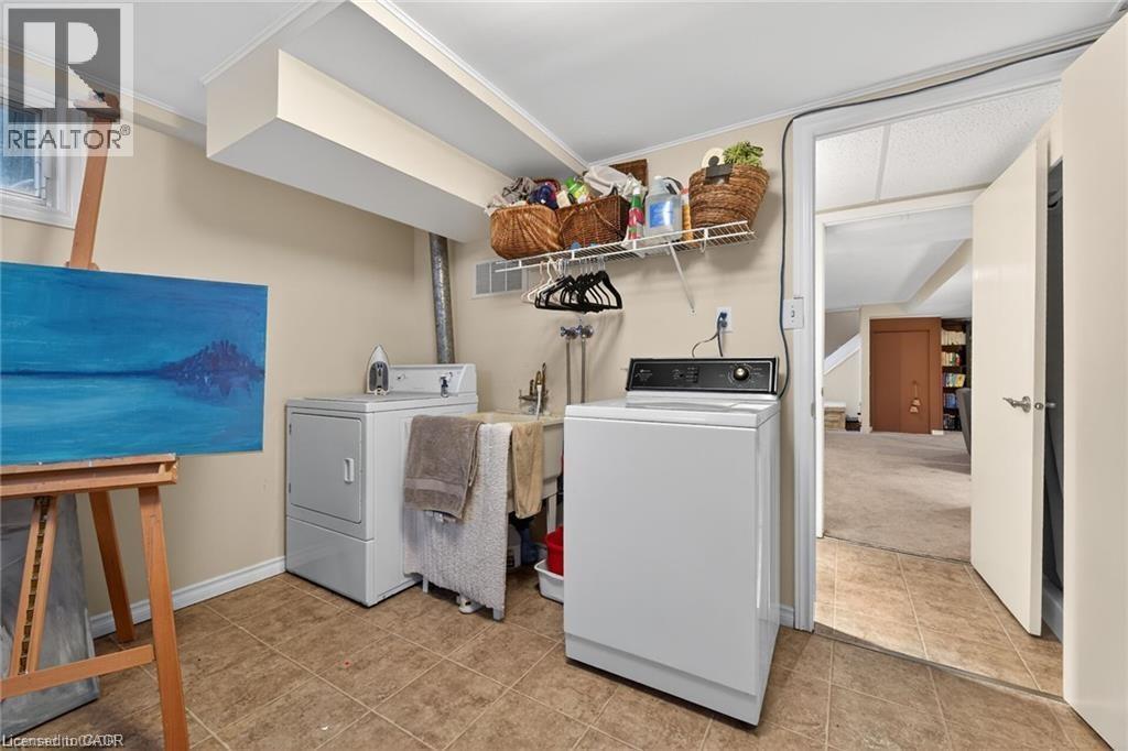 7 CORAL Drive - Image 24