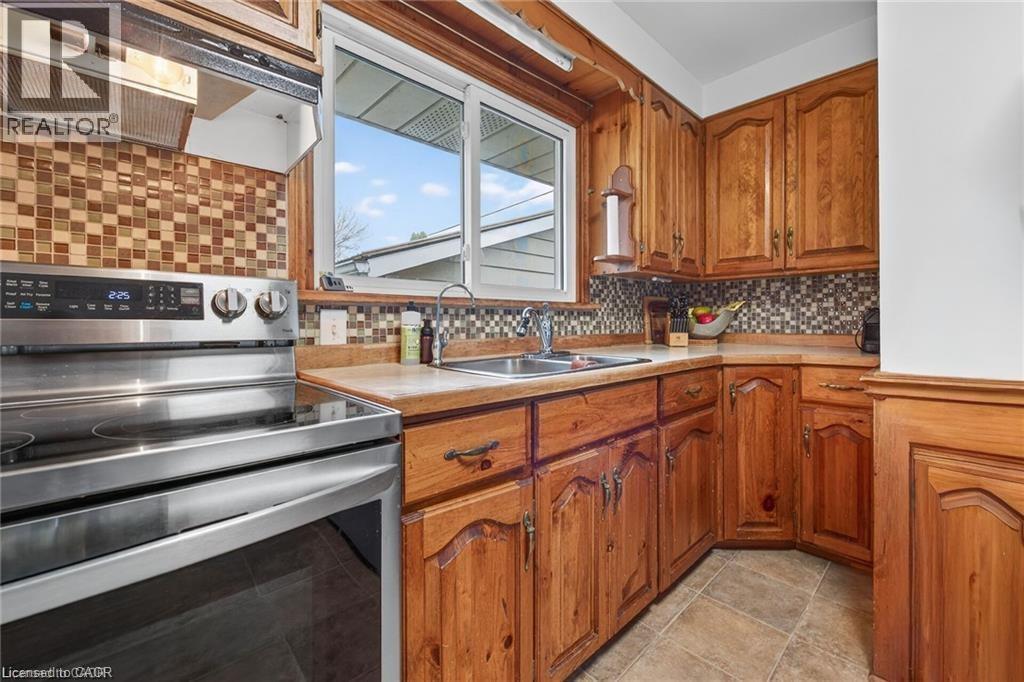 7 CORAL Drive - Image 10