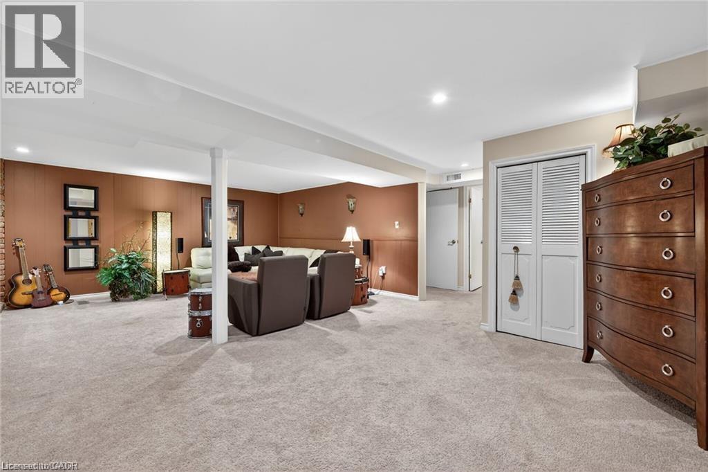 7 CORAL Drive - Image 28