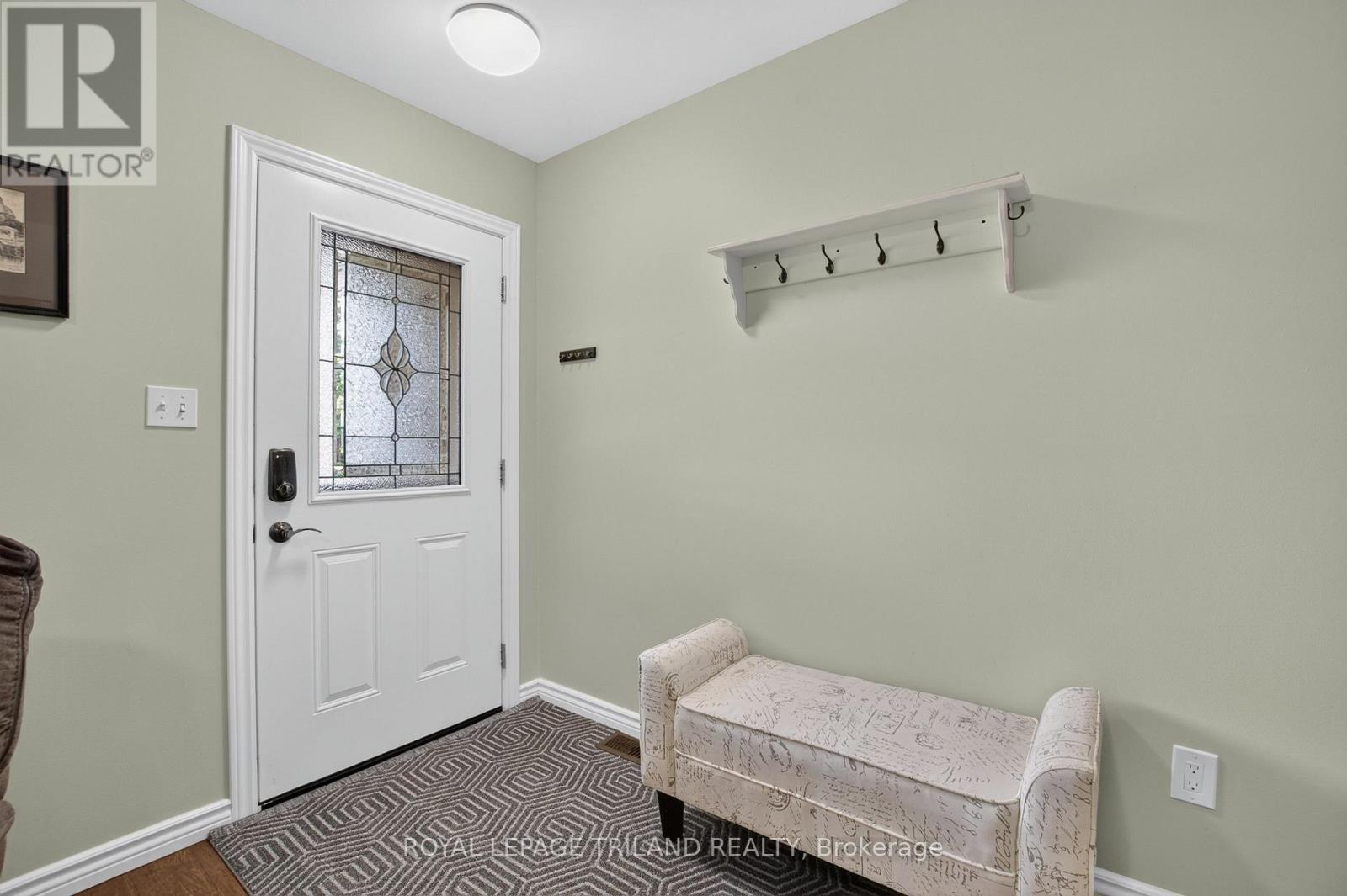 43 BONNIE PLACE - Image 6