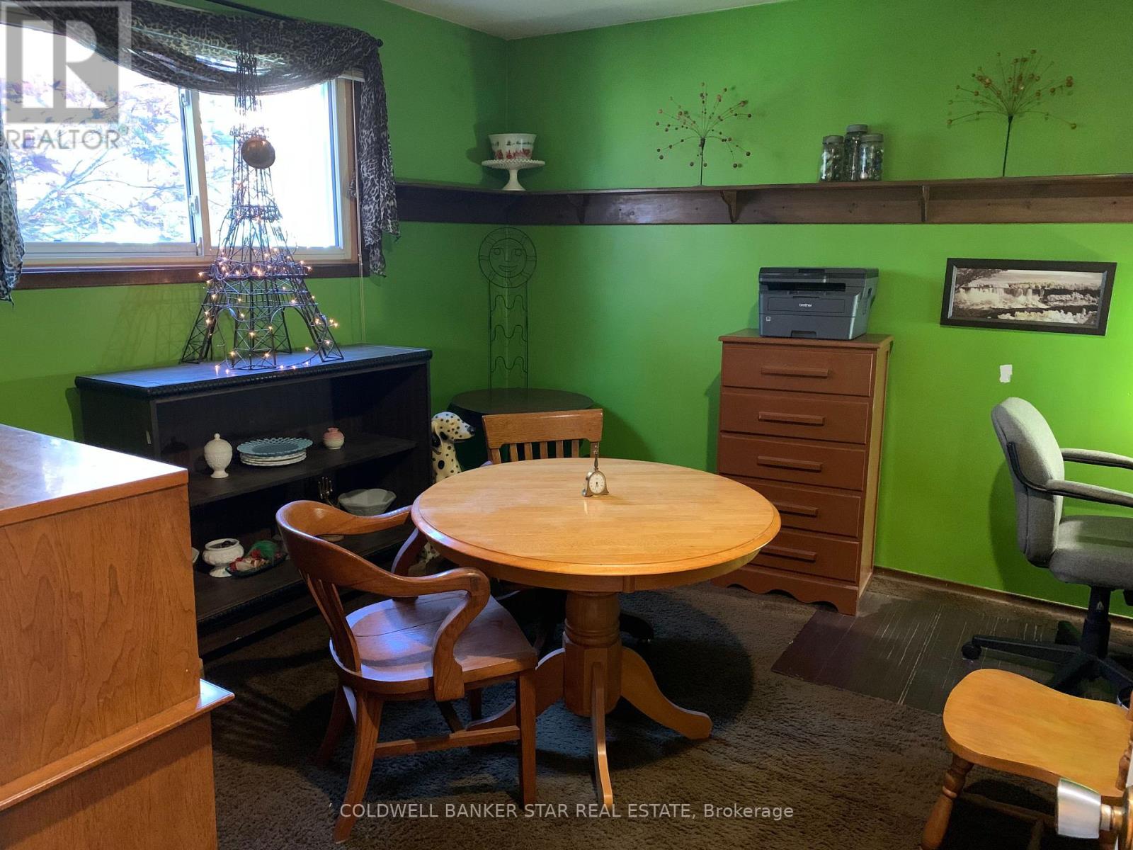 9 LAKEVIEW CIRCLE - Image 17