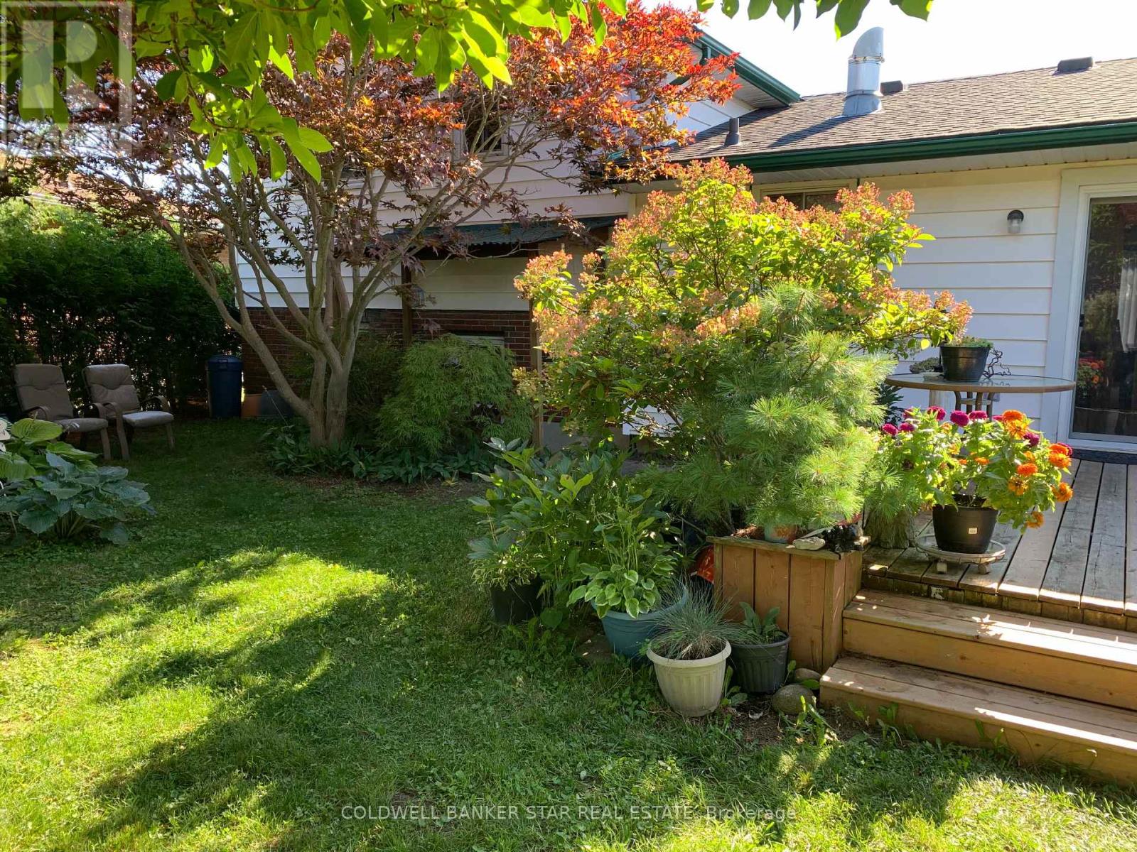 9 LAKEVIEW CIRCLE - 26