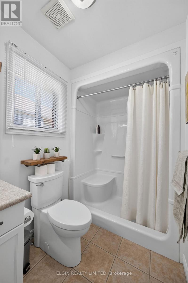 34 PEAR TREE AVENUE - Image 21