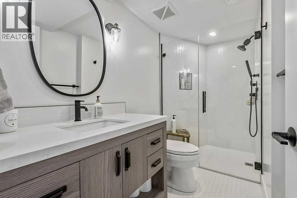 200, 156 2255 Drive W - Image 40